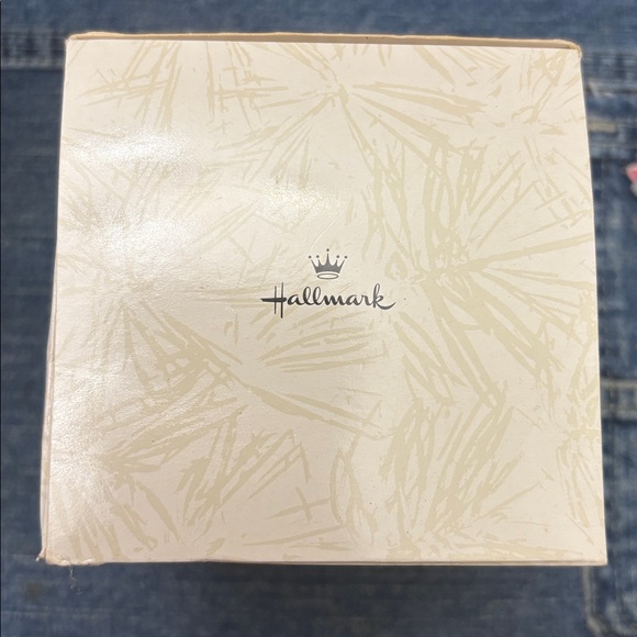 Vintage‎ 1995 Holiday Barbie Hallmark Keepsake Christmas Ornament #3 in Box - Picture 11 of 14